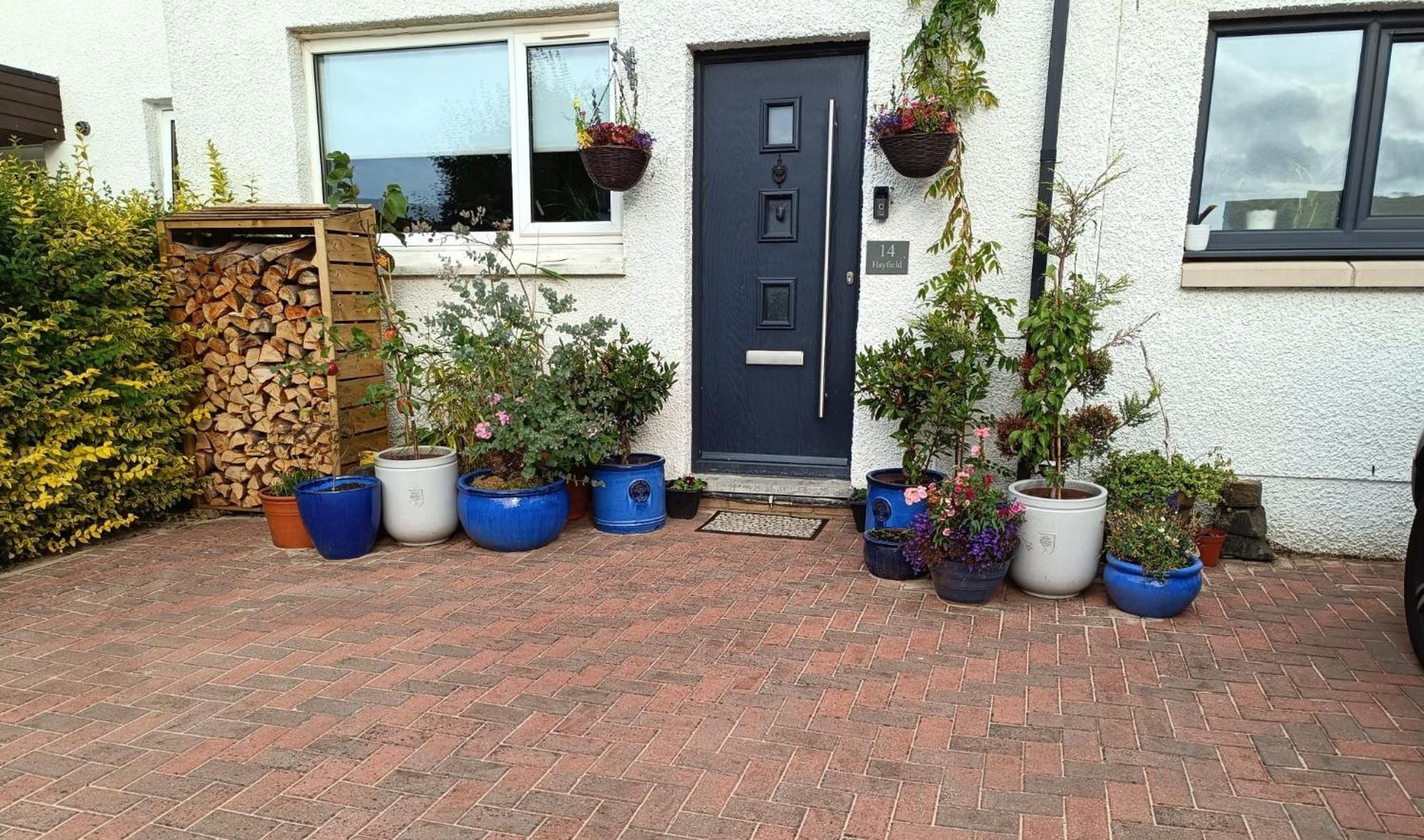 Private Room With Separate Shower And Free Parking Edinburgh Eksteriør billede